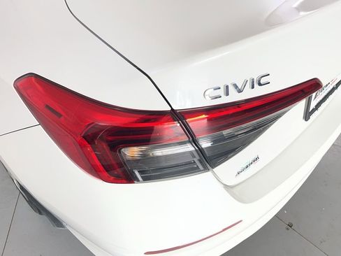 Used 2023 Honda Civic LX image 42