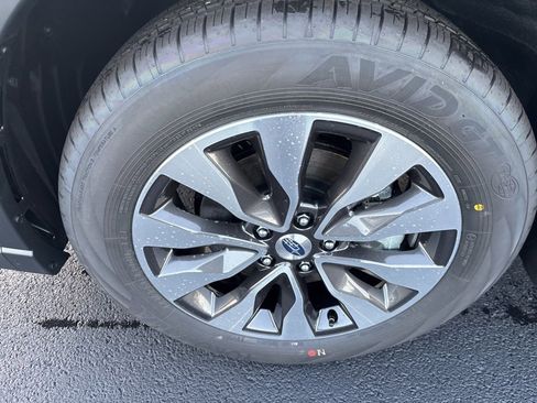 New 2025 Subaru Outback Limited image 3