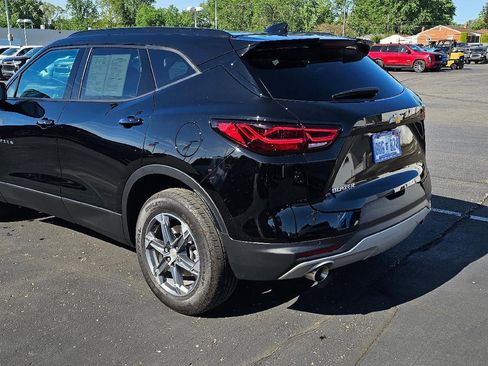 Used 2024 Chevrolet Blazer LT w/ Convenience Package FWD image 5