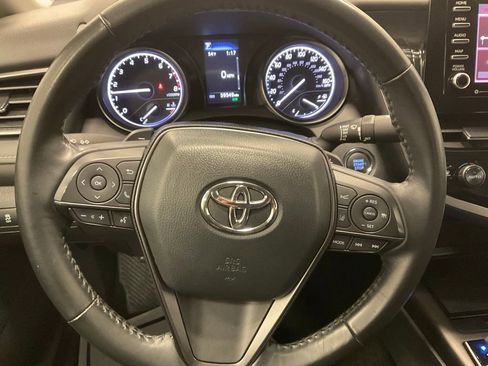 Used 2024 Toyota Camry SE image 7