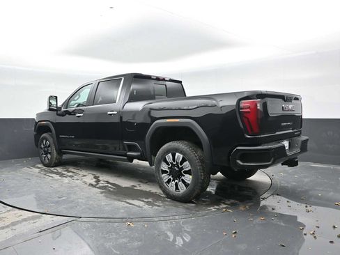 Used 2026 GMC Sierra 2500 Denali w/ Denali Reserve Package AWD/4WD image 2