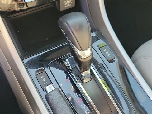 Used 2017 Honda Accord EX-L image 27