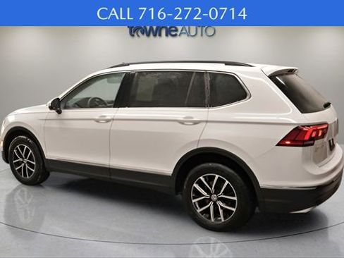 Used 2021 Volkswagen Tiguan SE image 4