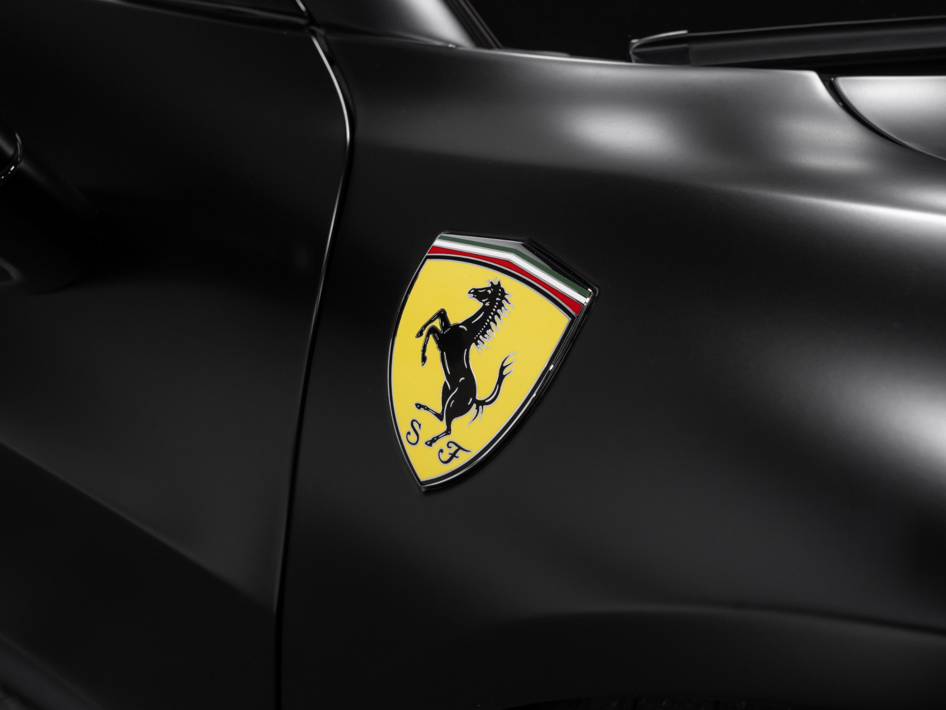 Used 2023 Ferrari 296 GTS RWD image 31