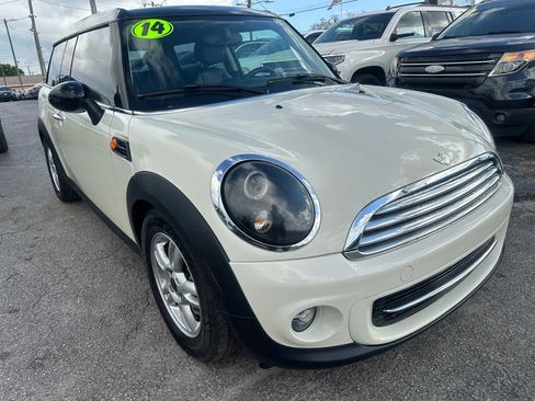 Used 2014 MINI Cooper Clubman image 4