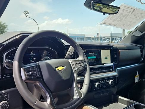 Used 2026 Chevrolet Silverado 3500 High Country w/ High Country Premium Package AWD/4WD image 17