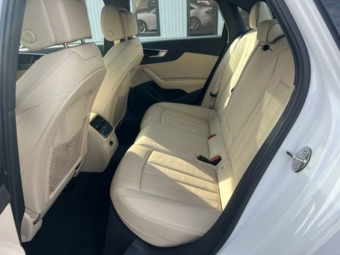 Used 2023 Audi A4 2.0T Premium w/ Convenience Package image 16