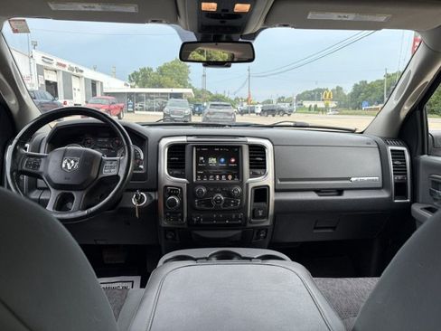 Used 2017 RAM 1500 Big Horn AWD/4WD image 11