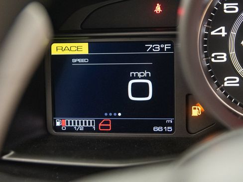 Used 2018 Ferrari 488 Spider RWD image 33