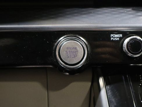 Used 2022 Kia Carnival SX Prestige FWD image 28