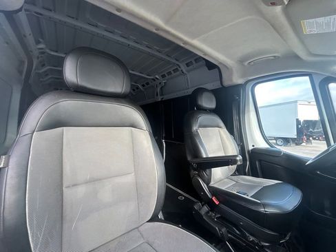 Used 2023 RAM ProMaster 2500 image 28