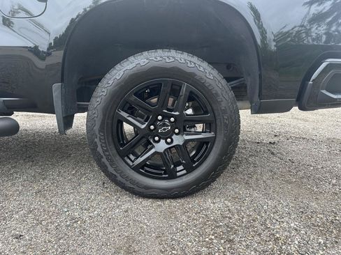 Used 2026 Chevrolet Silverado 1500 LT Trail Boss w/ LT Trail Boss Premium Package AWD/4WD image 8