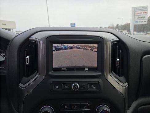 Used 2022 Chevrolet Silverado 1500 Custom image 27