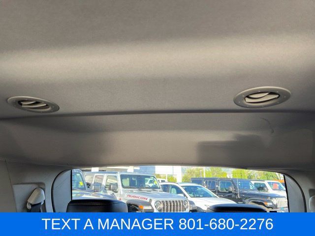 Used 2019 Dodge Journey GT AWD/4WD image 38