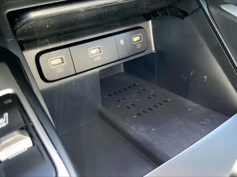 Used 2023 Kia Sorento S w/ Panoramic Sunroof Package FWD image 36