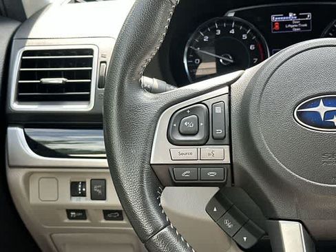 Used 2018 Subaru Forester 2.5i Limited AWD/4WD image 9