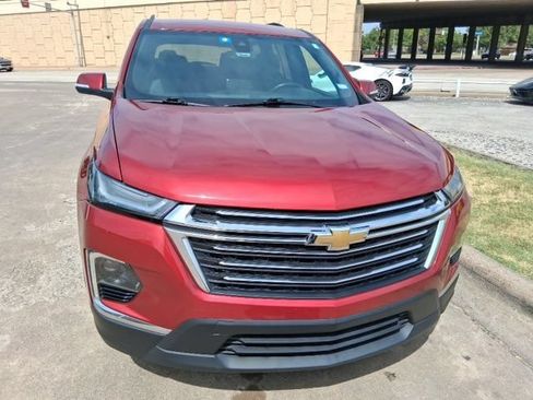 Used 2022 Chevrolet Traverse LT FWD image 5