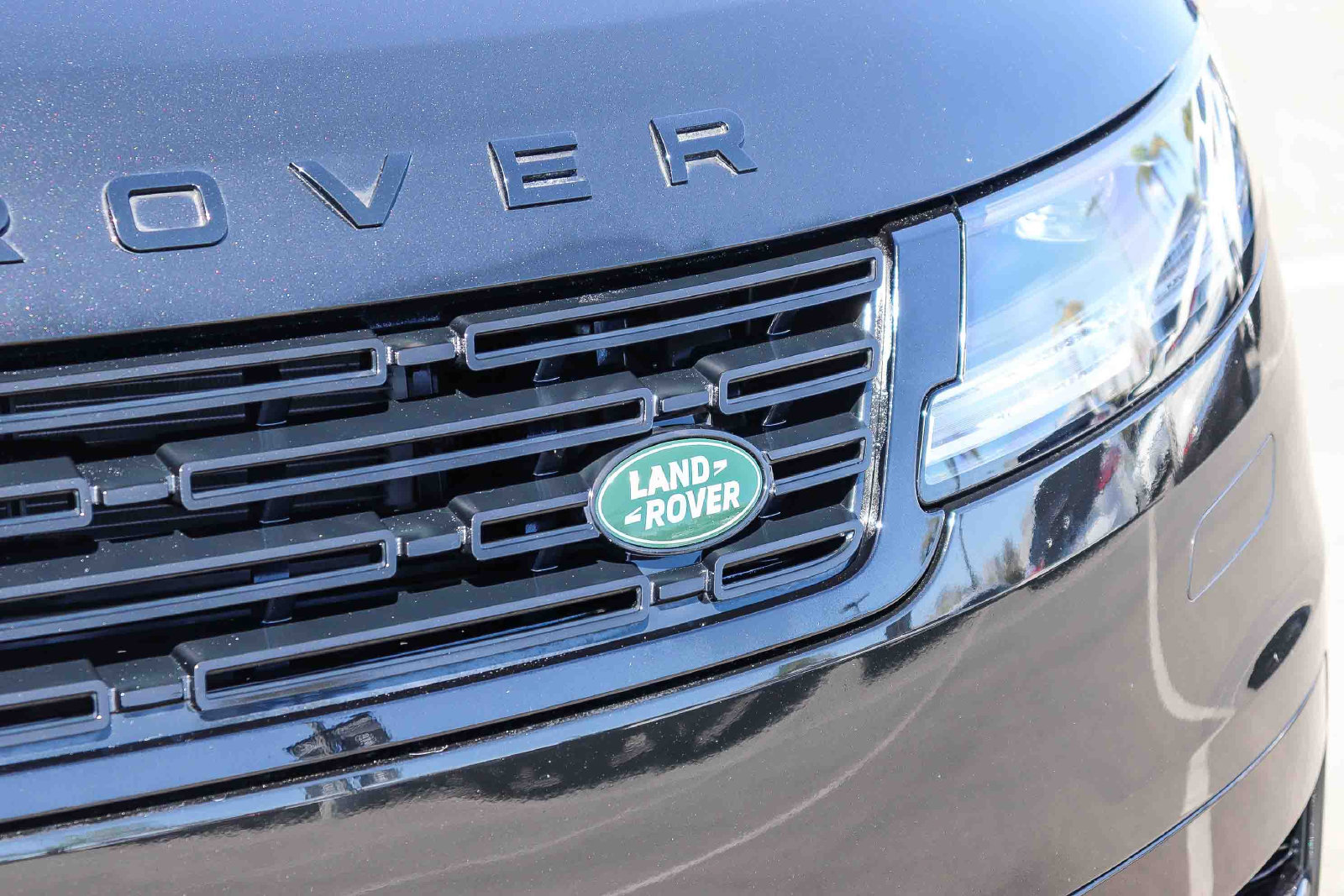 Used 2024 Land Rover Range Rover Sport Dynamic SE AWD/4WD image 13