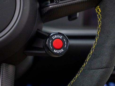 New 2026 Porsche 911 Carrera GTS image 21