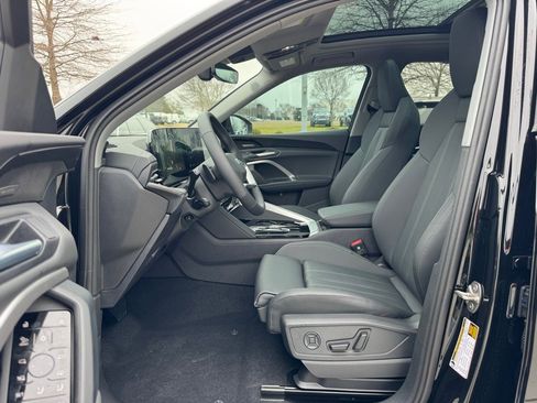 New 2025 Audi Q5 Premium Plus image 21