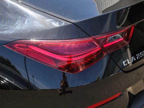 Certified 2025 Mercedes-Benz CLA 250 image 8