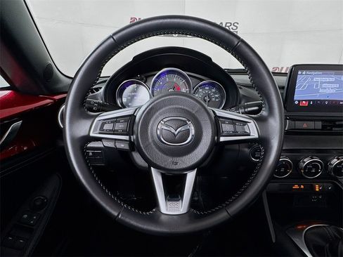 Used 2021 MAZDA MX-5 Miata Grand Touring image 12