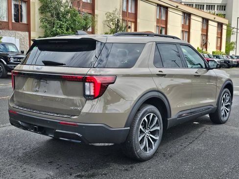 New 2026 Ford Explorer ST-Line AWD/4WD image 5