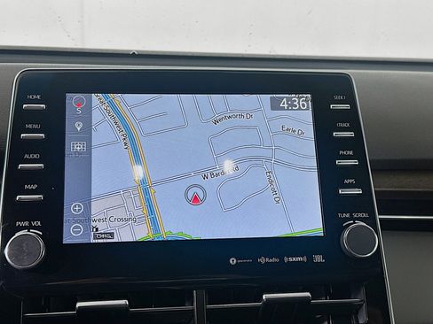 Used 2019 Toyota Avalon Limited image 22