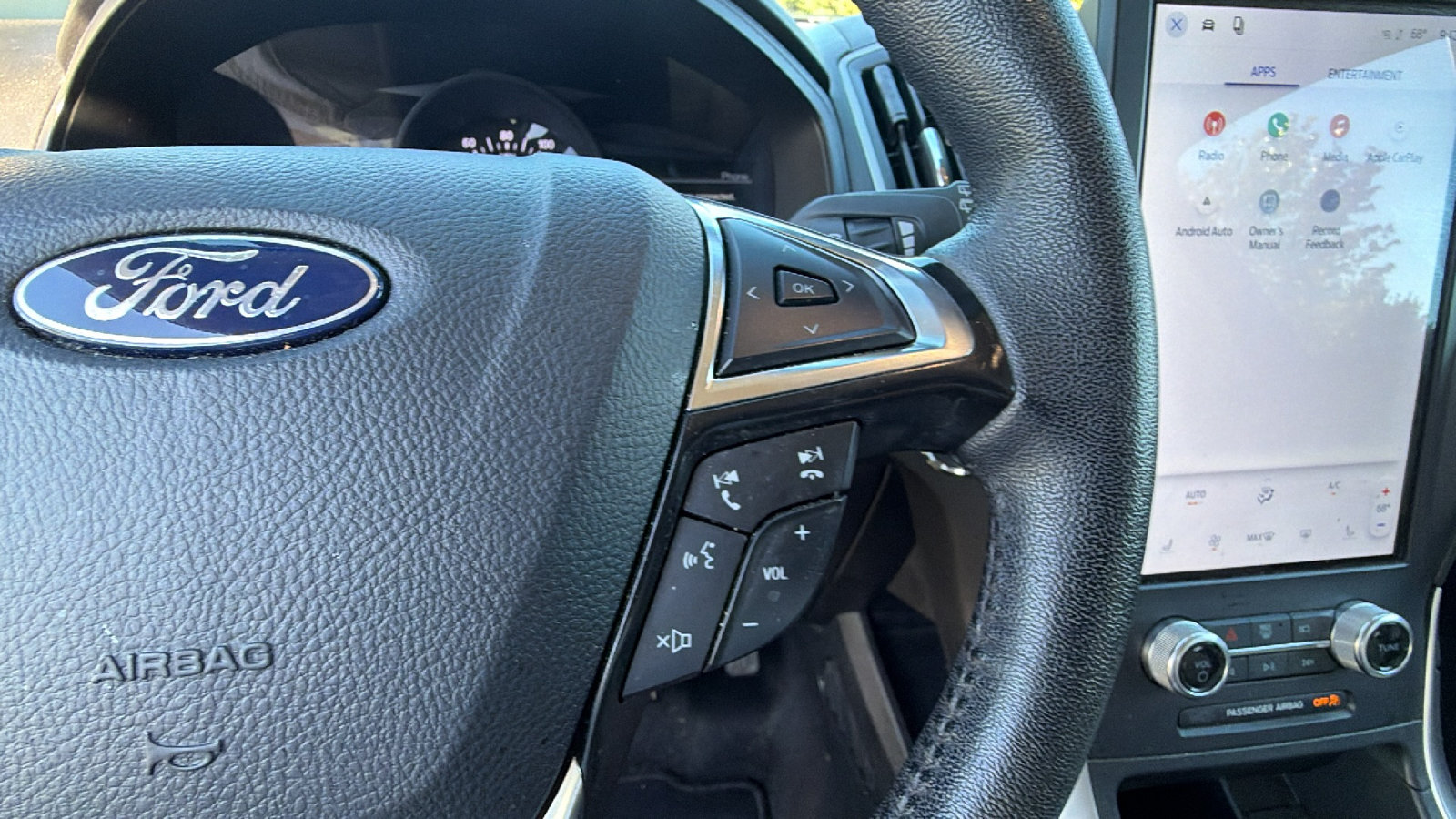 Used 2024 Ford Edge SEL AWD/4WD image 27