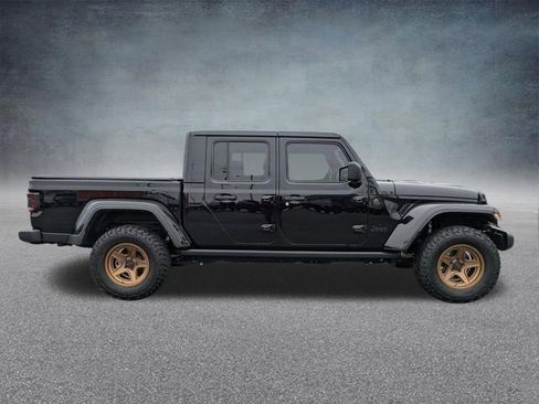 Certified 2024 Jeep Gladiator Sport AWD/4WD image 3