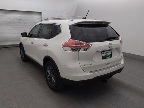 Used 2016 Nissan Rogue SL w/ SL Premium Package FWD image 5