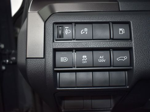 Used 2025 Toyota 4Runner TRD Off-Road Premium image 10