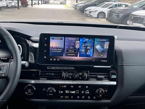 New 2026 Nissan Pathfinder SL image 6