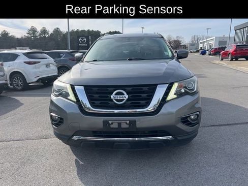 Used 2018 Nissan Pathfinder SV image 9