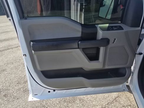 Used 2019 Ford F150 XL w/ Equipment Group 101A Mid RWD image 10