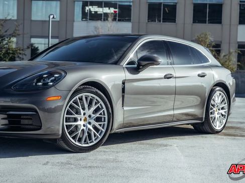 Used 2018 Porsche Panamera 4S image 38