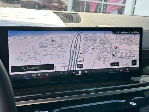 Certified 2024 BMW X5 xDrive50e w/ M Sport Package image 31