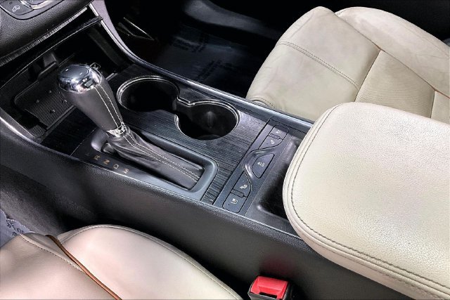 Used 2017 Chevrolet Impala Premier w/ Enhanced Convenience Package FWD image 18
