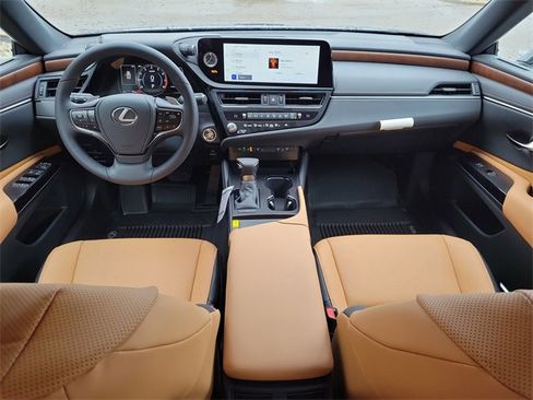 New 2025 Lexus ES 350 w/ Premium Package image 9