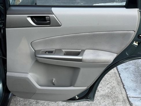 Used 2010 Subaru Forester 2.5X AWD/4WD image 20
