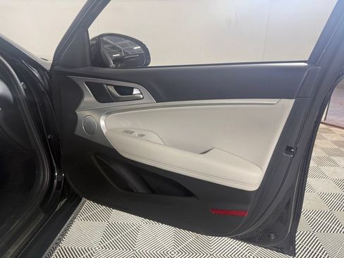 Used 2023 Genesis G70 2.0T w/ Sport Prestige Package RWD image 26