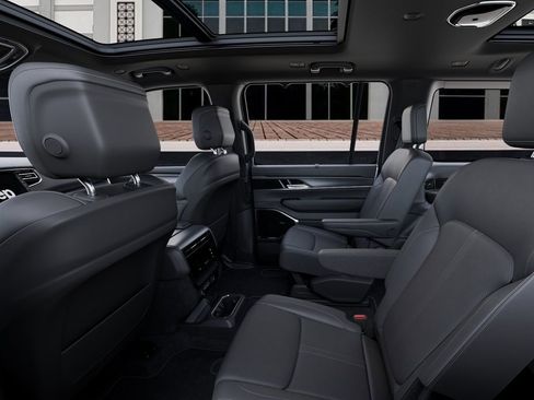 New 2026 Jeep Grand Wagoneer Limited AWD/4WD image 23
