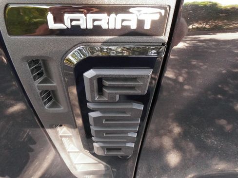 Used 2024 Ford F250 Lariat w/ Lariat Ultimate Package AWD/4WD image 42