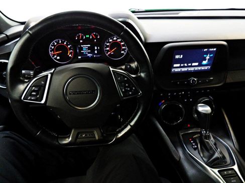 Used 2017 Chevrolet Camaro LT image 15