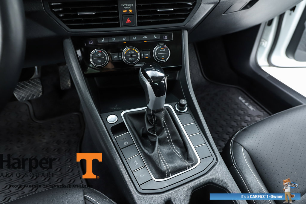 Used 2023 Volkswagen Jetta SE FWD image 24