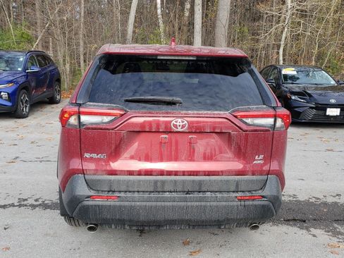 New 2025 Toyota RAV4 LE image 6