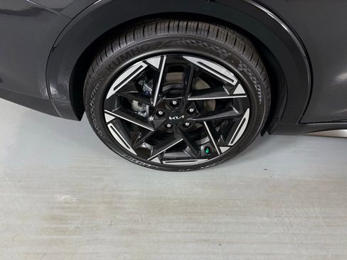New 2025 Kia K4 GT-Line w/ GT-Line Premium Package image 10