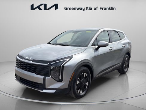 New 2026 Kia Sportage LX image 3