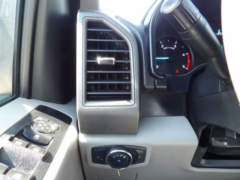 Used 2019 Ford F350 XL w/ Power Equipment Group AWD/4WD image 19