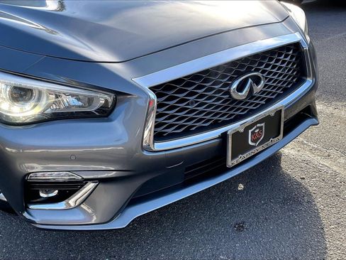 Used 2019 INFINITI Q50 Luxe w/ Essential Package (3.0T Luxe) image 5